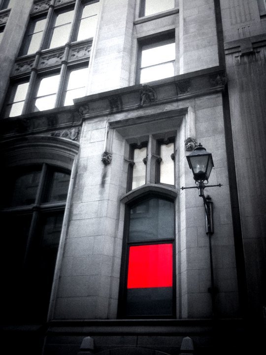 Dhc art facade rouge