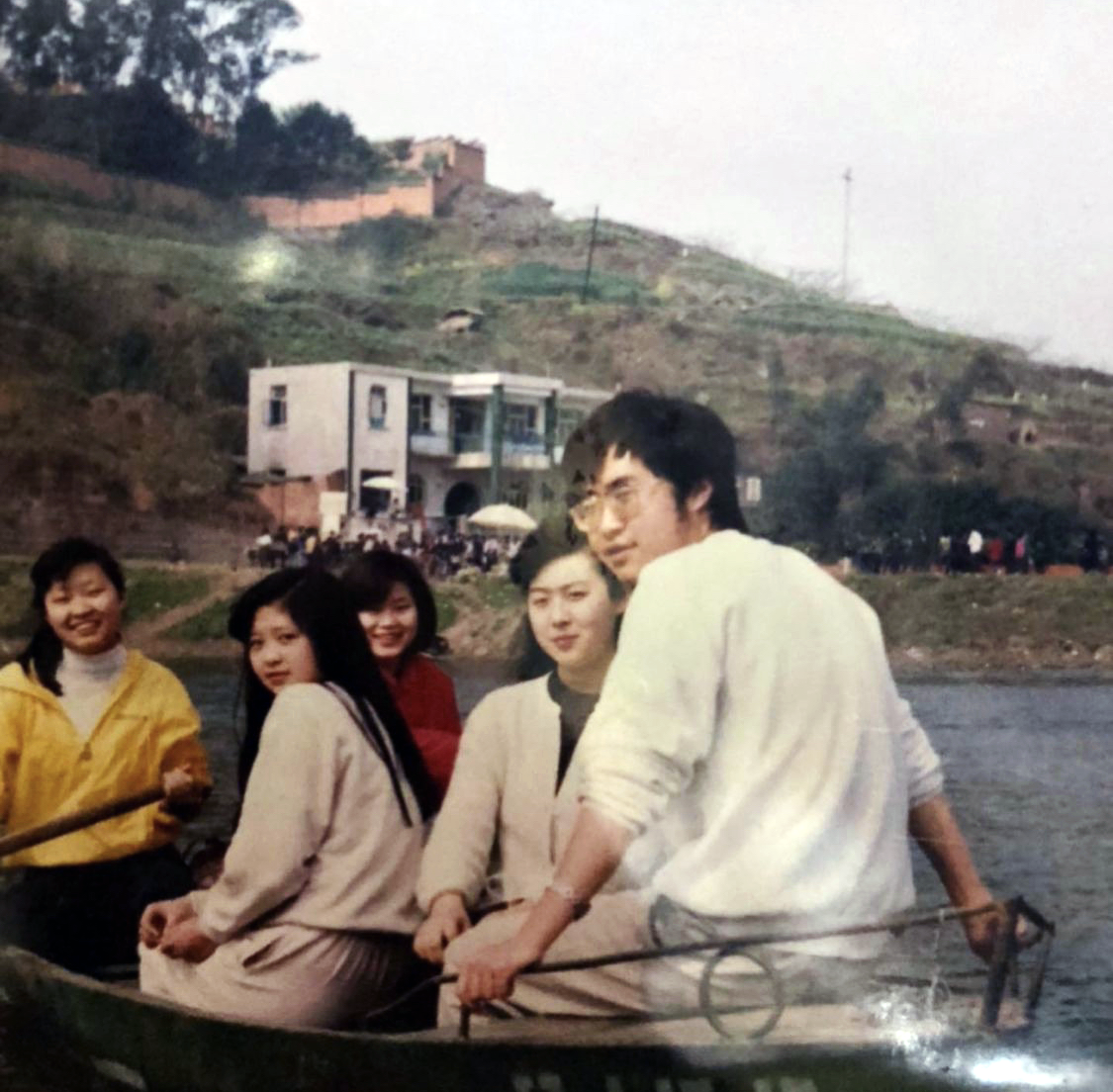 Yutong lin family